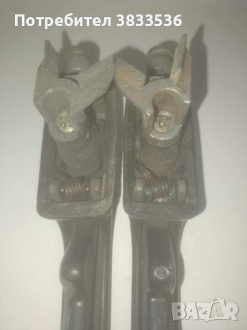 Оригинални комплектни ПРЕДНИ дръжки за VW Golf2 / Jetta2/ Passat и Polo, снимка 9 - Части - 45805130