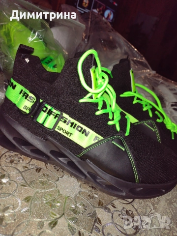 Чисто нови мъжки обувки 