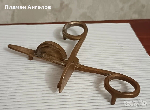 Месингова ножица за гасене на свещи. , снимка 3 - Антикварни и старинни предмети - 52617242