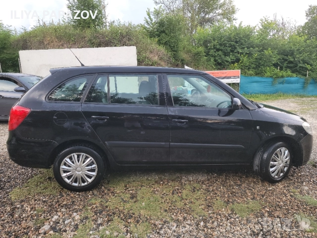 ШКОДА ФАБИЯ, снимка 4 - Автомобили и джипове - 51827667