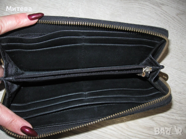 Michael Kors оригинален дамски портфейл, снимка 4 - Портфейли, портмонета - 52675005