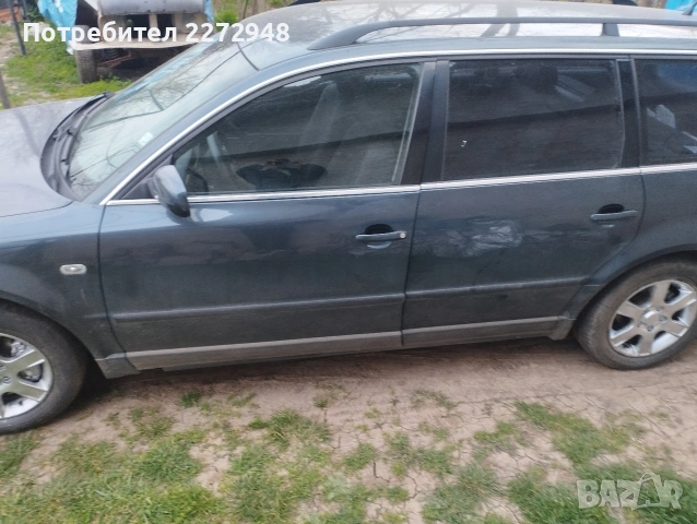 Пасат комби газ бензин 2001 Теглич , снимка 2 - Автомобили и джипове - 52450339