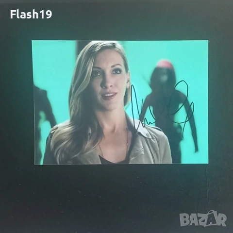 ⭐ Колекция автограф Кейти Касиди (Katie Cassidy) – Лоръл Ланс / Black Canary (Arrow) 