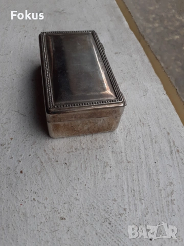 Стара антикварна метална кутийка кутия, снимка 3 - Антикварни и старинни предмети - 53395543