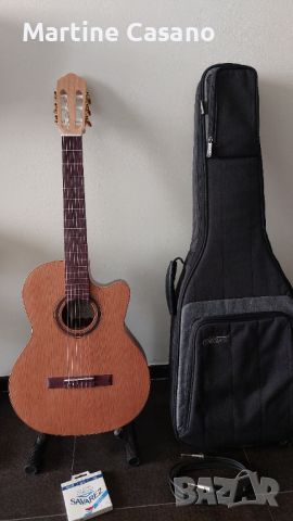 Kremona electro acoustic guitar, снимка 1 - Други инструменти - 46344047