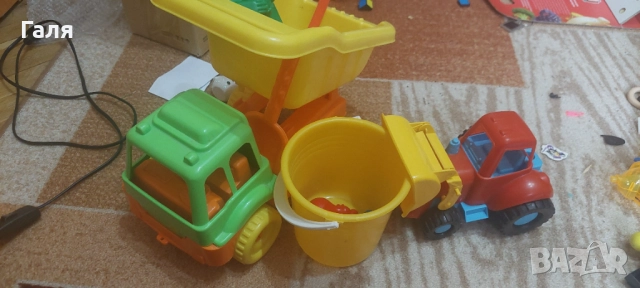  Детски играчки, снимка 3 - Коли, камиони, мотори, писти - 52163210