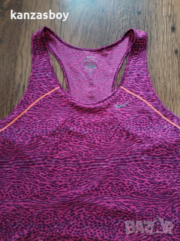 nike - страхотен дамски потник С , снимка 5 - Потници - 51846144