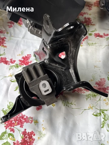 Опора / тампон - горен за мотор на Toyota C-HR, снимка 3 - Части - 51341736