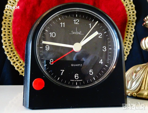 Немски настолен часовник Skyline,будилник. , снимка 2 - Антикварни и старинни предмети - 54269691