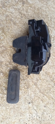 Брава заден капак Peugeot 308, снимка 2 - Части - 53660053