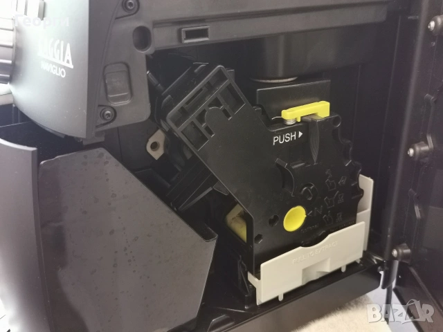 Кафе автомат Gaggia Naviglio, снимка 3 - Кафемашини - 53125480