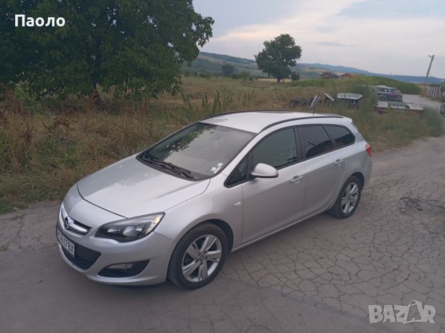 Opel Astra J Sports Tourer , снимка 2 - Автомобили и джипове - 46626370