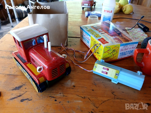 Ретро  трактор