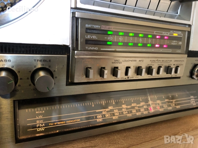 Радиокасетофон AKAI AJ 500 FL-Работещ за 390лв💥, снимка 7 - Радиокасетофони, транзистори - 52683710