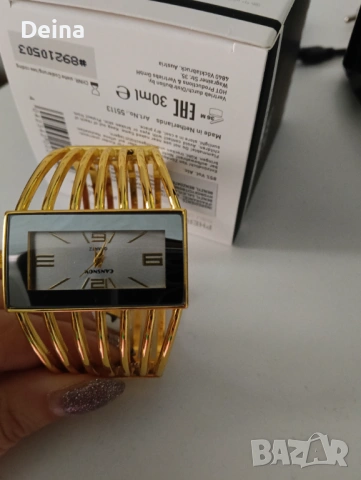 Нов дамски часовник тип гривна 