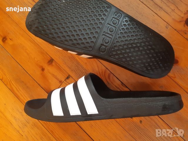 Оригинални джапанки Adidas , снимка 6 - Джапанки - 46555884