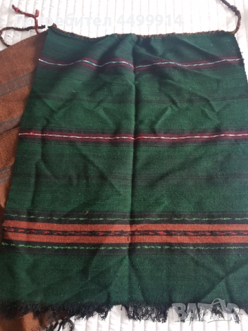 Стари вълнени престилки - 3 броя, снимка 3 - Антикварни и старинни предмети - 52502288