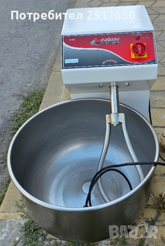 Продавам оборудване за пекарна , снимка 3 - Друго търговско оборудване - 51978490