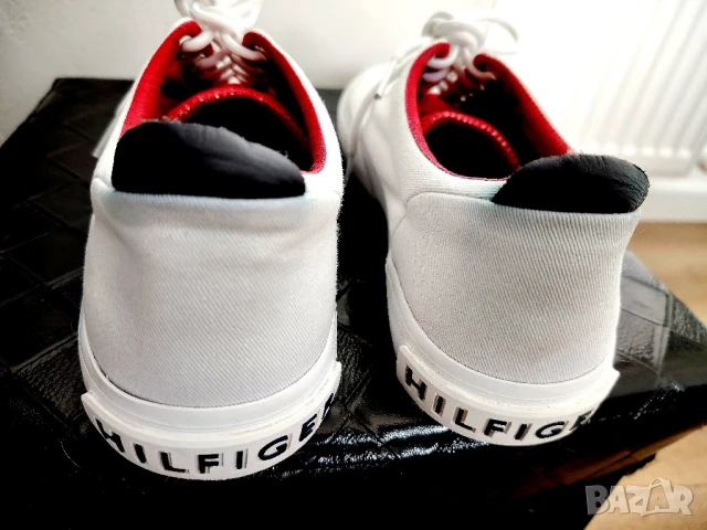 Tommy Hilfiger оригинални унисекс ниски кецове размер 40, снимка 8 - Маратонки - 50996137