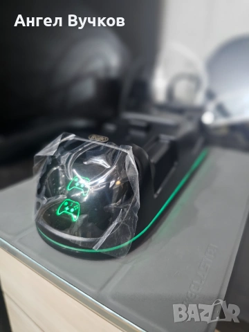 Зарядна станция за Xbox контролери с батерии 5520 mWh, снимка 3 - Друга електроника - 53522626