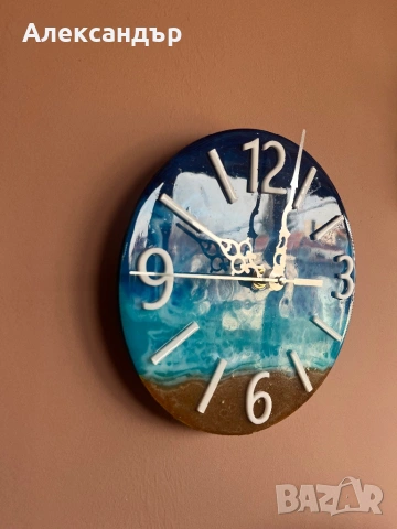 Часовник с епоксидна смола, снимка 2 - Стенни часовници - 53840362