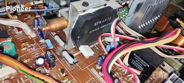 yamaha r50 за части или ремонт, снимка 4 - Ресийвъри, усилватели, смесителни пултове - 49887525