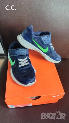 Оригинални Nike маратонки, номер 29.5, снимка 2 - Детски маратонки - 52001091