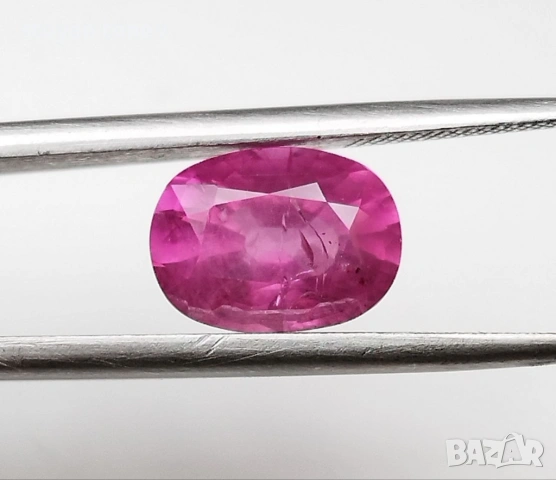 Красив ярко-розов сапфир 2,60 карата с отличен цвят и блясък! Сертификат!, снимка 2 - Други - 54153620