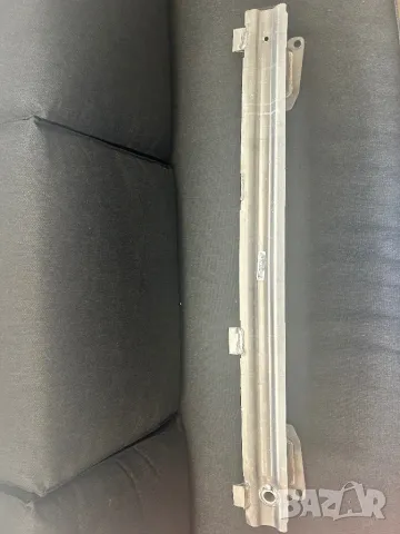 Задна греда и държачи за задна броня Audi A4, A5 B9, снимка 3 - Части - 49938723