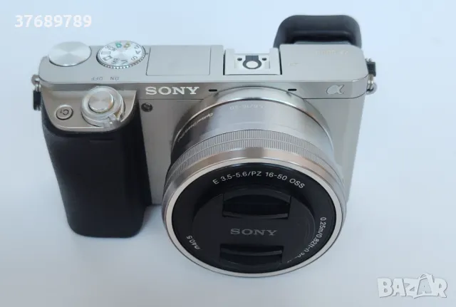 Фотографски комплект Sony a6000 с два обектива,  чанта и аксесоари, снимка 2 - Фотоапарати - 48160348