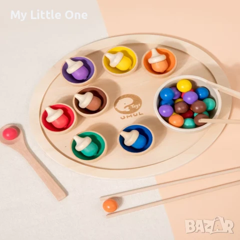 Дървена игра за сортиране на цветни топчета и жълъди