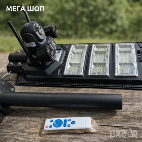 Улична соларна лампа и Smart камера за видеонаблюдение 2 в 1, снимка 3 - IP камери - 53863379