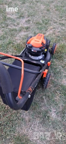 Бензинова косачка НОМЕР 02. Fuxtec OHV. Четиритактов двигател. 3.5 кс..., снимка 2 - Градинска техника - 50668593