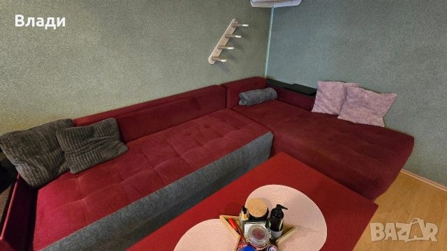 Голям ъглов диван