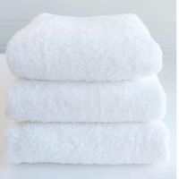👉Хавлиени кърпи в бяло в два размера от💯%памук , снимка 3 - Хавлиени кърпи - 45133906
