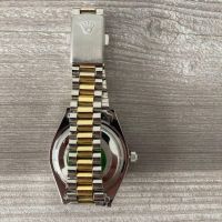 Часовник Rolex Datejust бял циферблат и сиво/жълта каишка , снимка 4 - Мъжки - 45887287