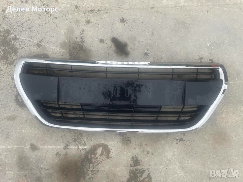 9810920180 предна решетка маска от предна броня от Пежо 208 1.2i VTi, 82 кс., 5 ск., 2019г., снимка 1