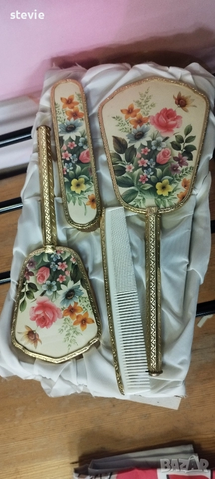 Винтидж козметичен комплект, снимка 1
