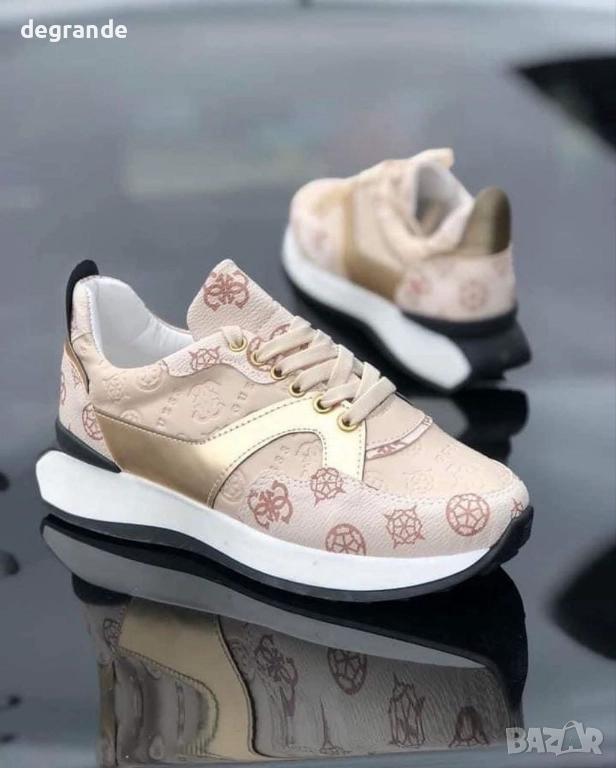 Дамски маратонки Guess, снимка 1