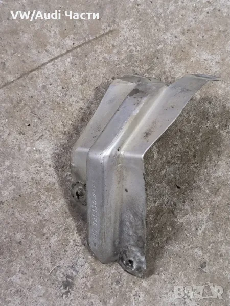 Държач захват ляв калник за Сеат Леон Толедо Seat Leon Toledo 1M0821135, снимка 1