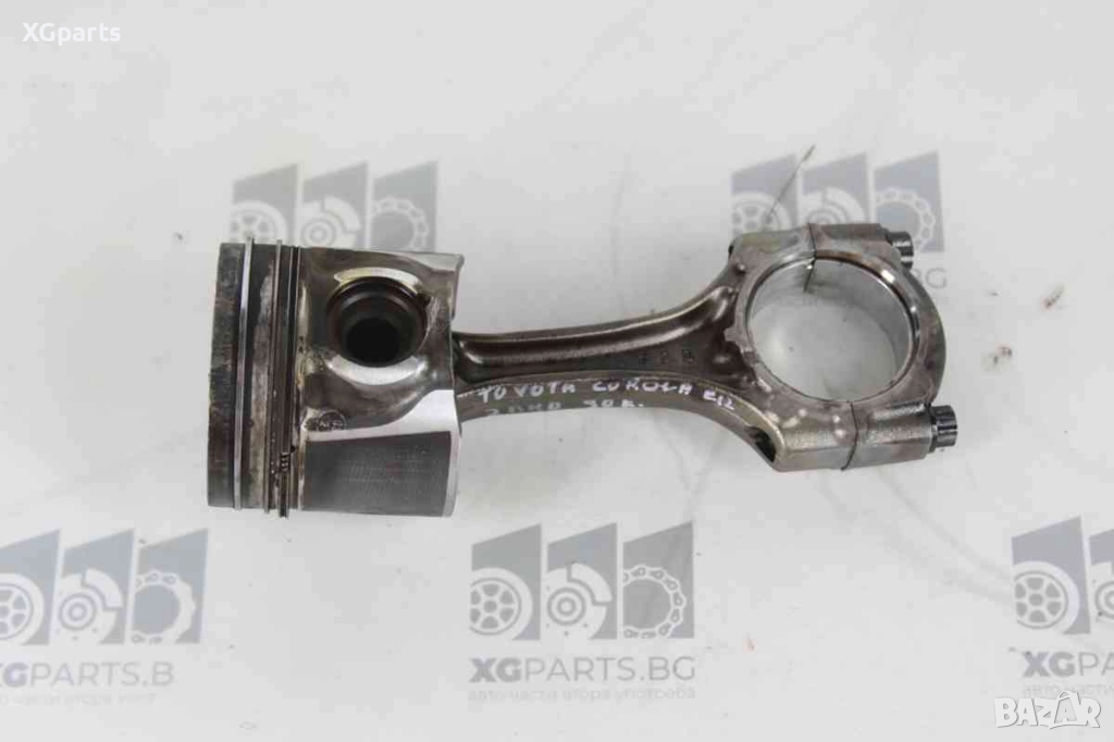 Бутало за Toyota Corolla E12 2.0d4d 90 к.с. 1CD (2001-2007), снимка 1