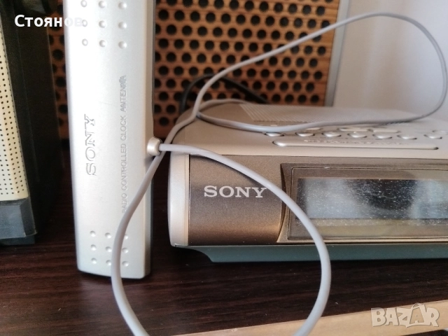 Радио тразистори ITT Schaub-Lorenz,SONY,VEF 221, РУСЪ М-310 , снимка 11 - Радиокасетофони, транзистори - 42019316