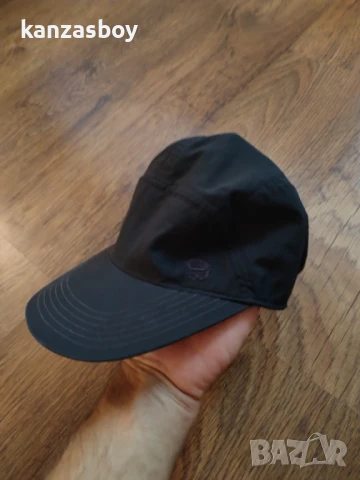 mountain hardwear - страхотна мъжка шапка