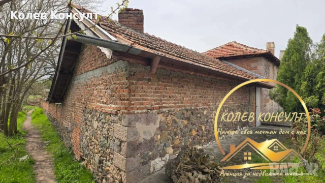 Двуетажна къща в село Върбица, област Хасково  📐 РЗП: 190 кв.м , снимка 15 - Къщи - 54204892