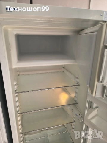 Хладилник Liebherr с малка камера, снимка 5 - Хладилници - 52546063