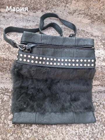 Ново! Alex Max -Естествен заешки косъм-дамска чанта, снимка 3 - Чанти - 51346103