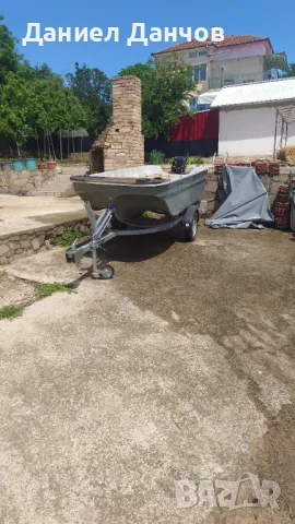 Лодка с колесар