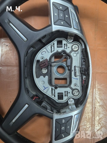 Волан за Mercedes ML166, снимка 2 - Части - 54152918