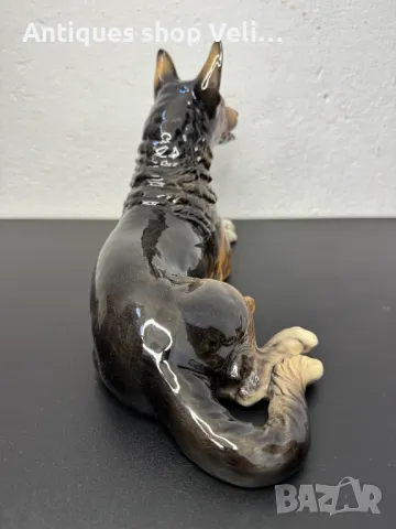 Немска Колекционерска Порцеланова Фигура  GOEBEL №6926 , снимка 5 - Антикварни и старинни предмети - 50390644