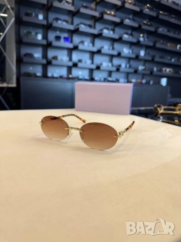 очила с черен обикновен калъф и ув защита cartier gucci fendi , снимка 11 - Слънчеви и диоптрични очила - 51896834